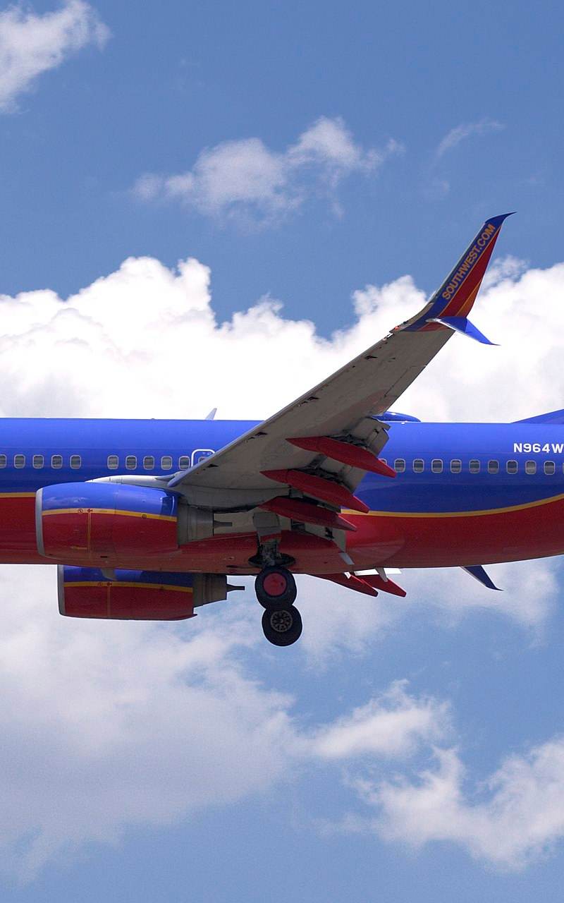 N964WN - Twin-engine aircraft