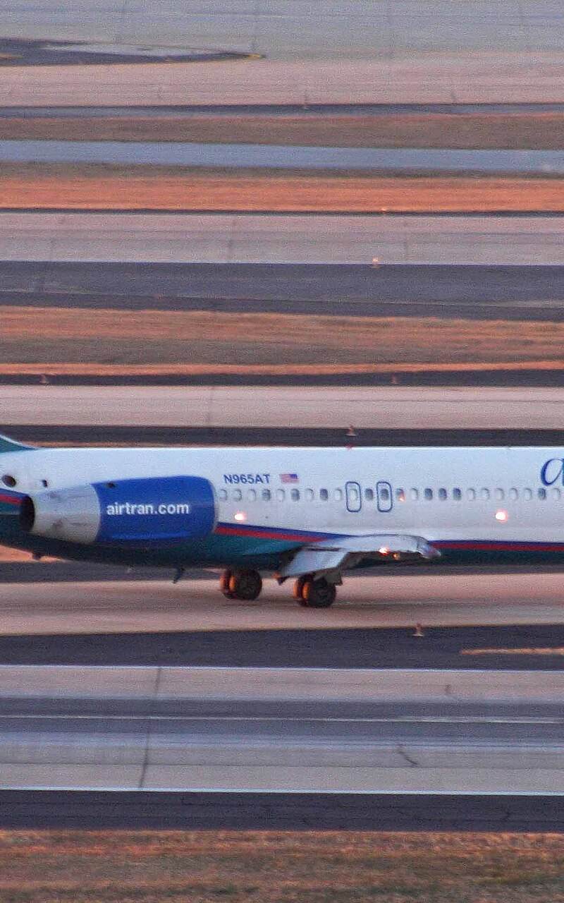 N965AT - Boeing