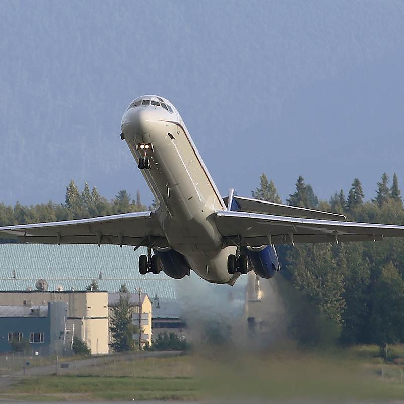 N965CE - Douglas