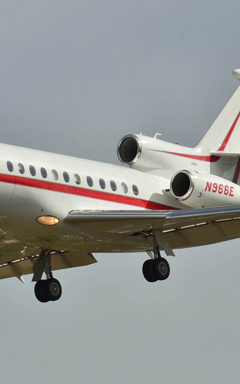 N966E - Business jet