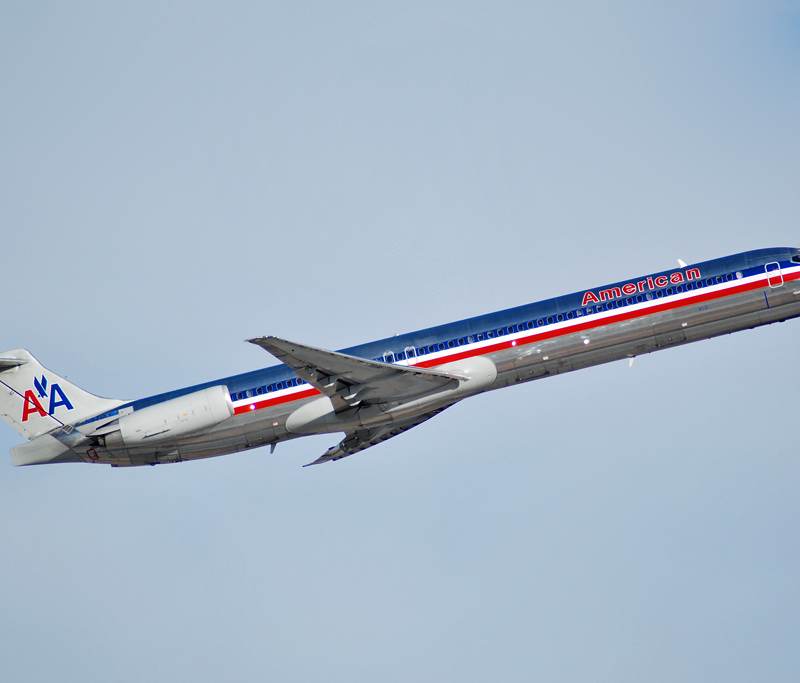 N970TW - Douglas