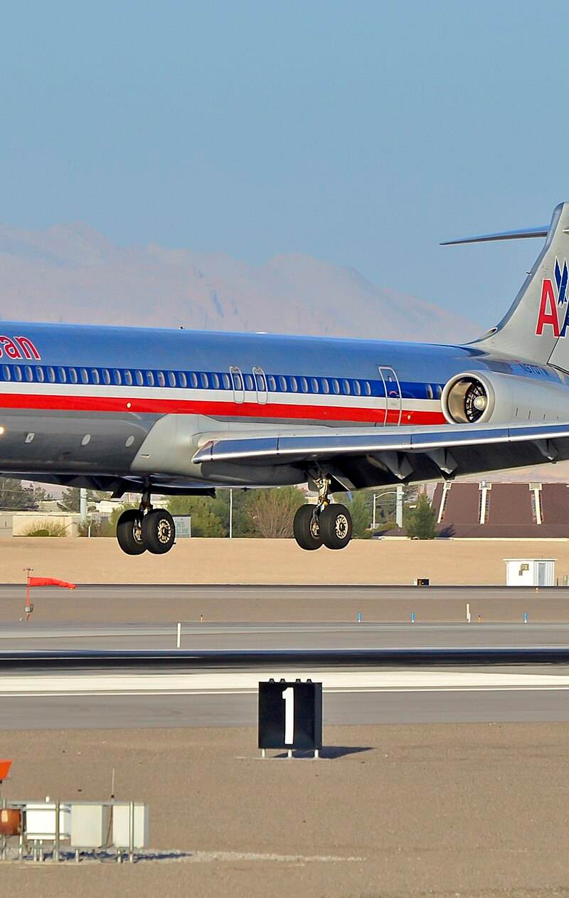 N970TW - Douglas