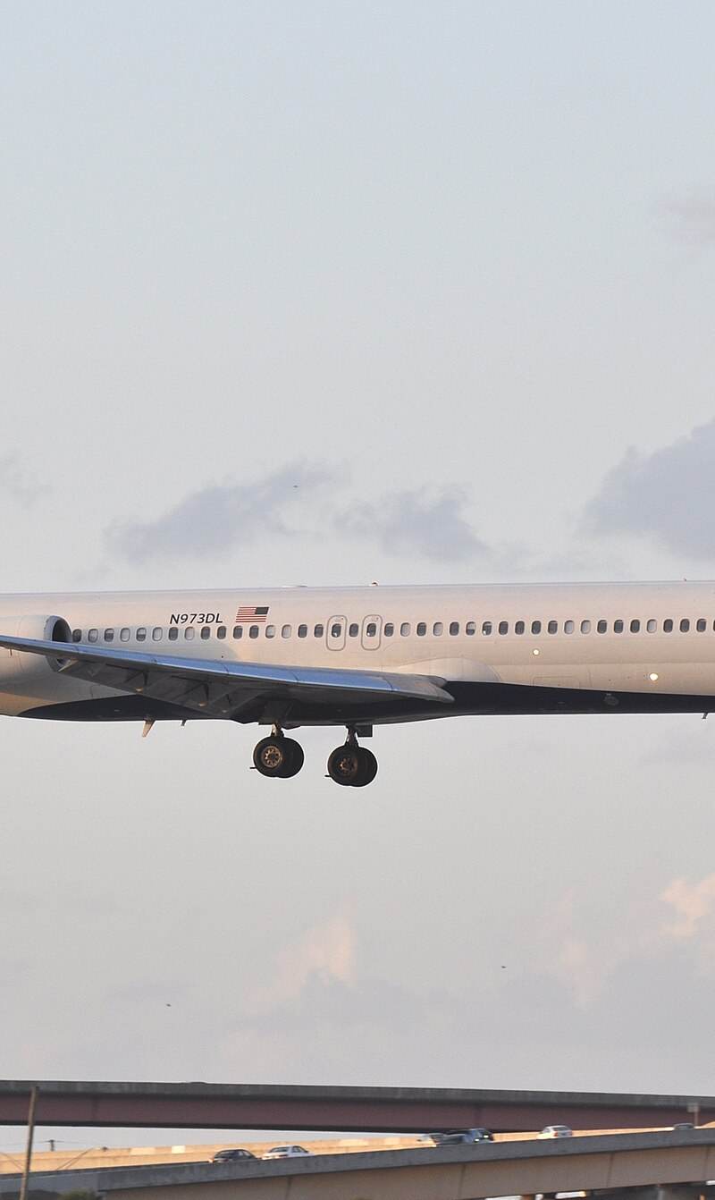 N973DL - Douglas