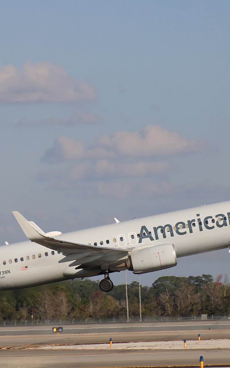 N973NN - Twin-engine aircraft