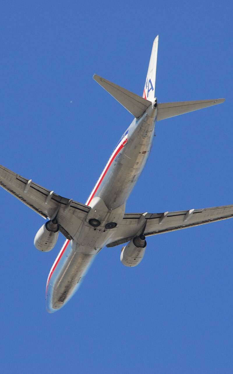 N974AN - Twin-engine aircraft