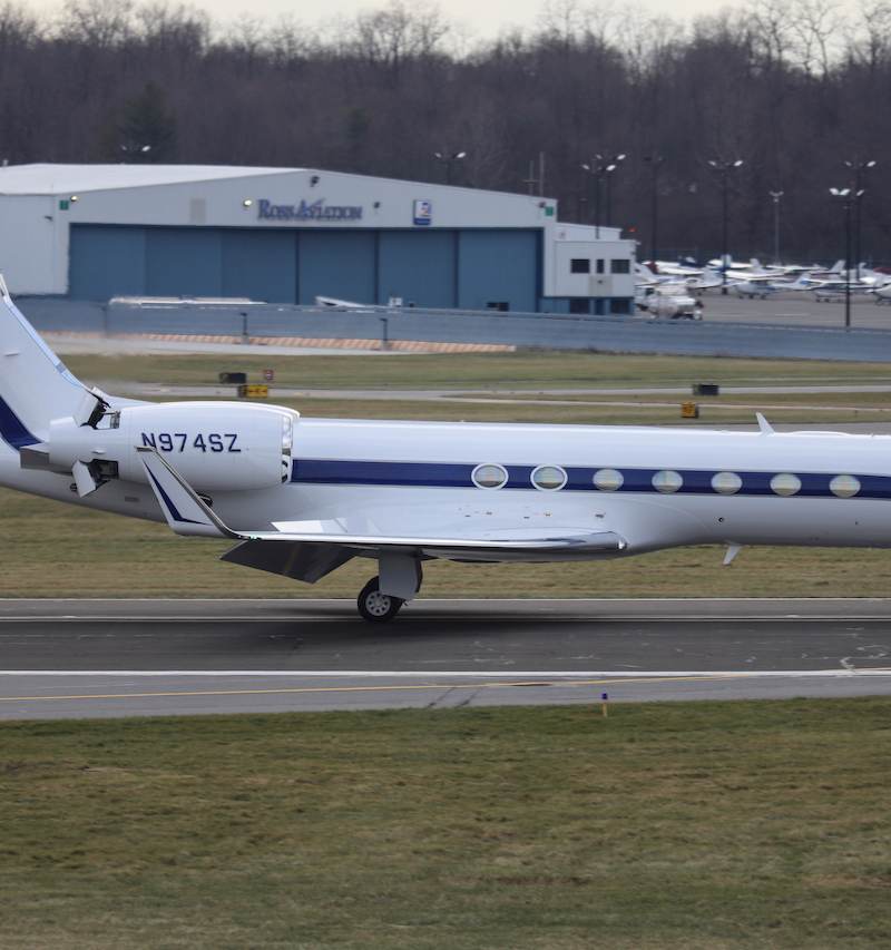 N974SZ - Business jet