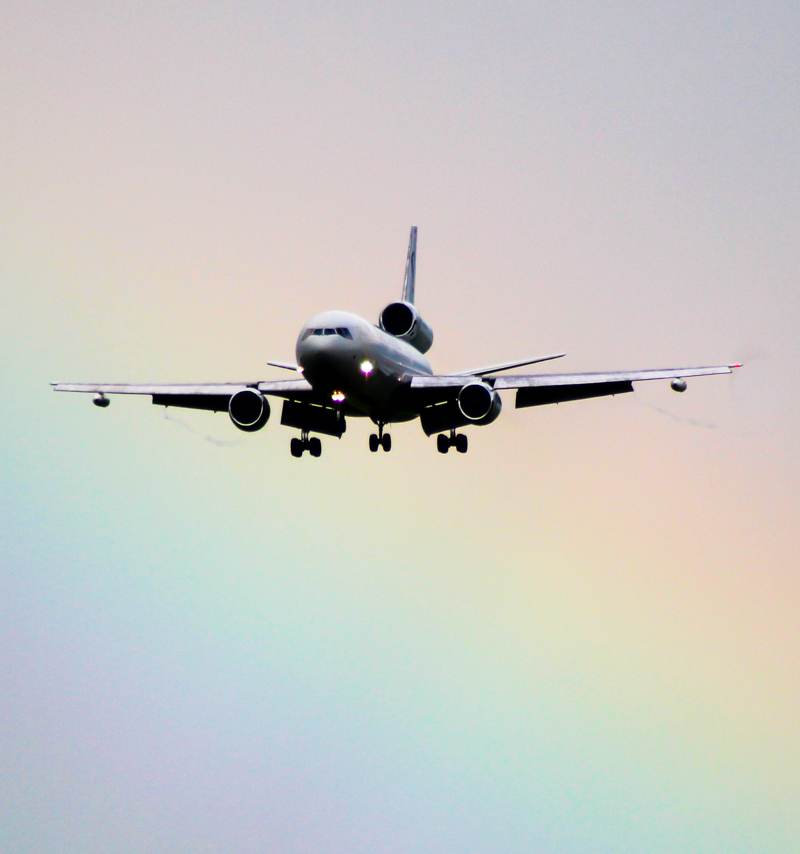 N974VV - Douglas