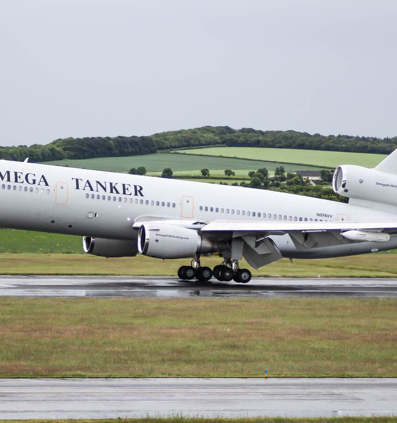 N974VV - Douglas
