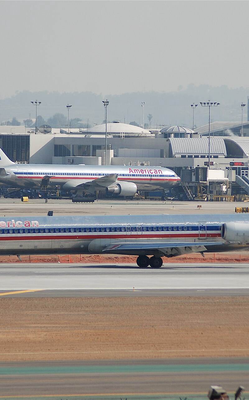 N975TW - Douglas