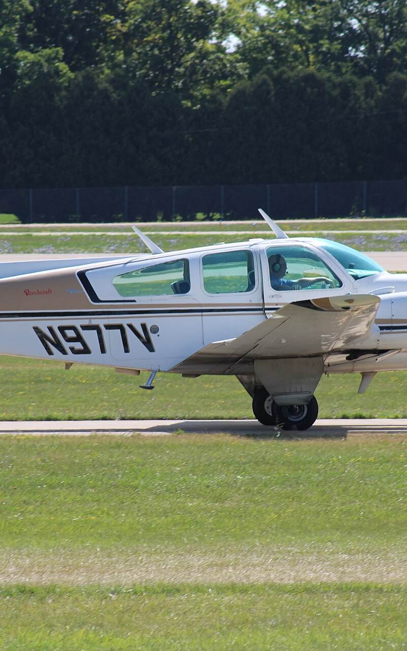 N977V - Beechcraft
