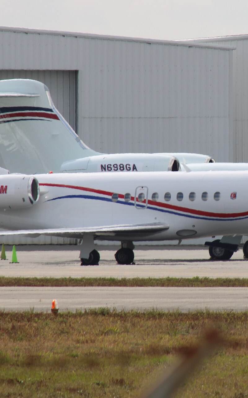 N10JM - Business jet
