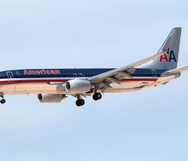 N981AN - Twin-engine aircraft