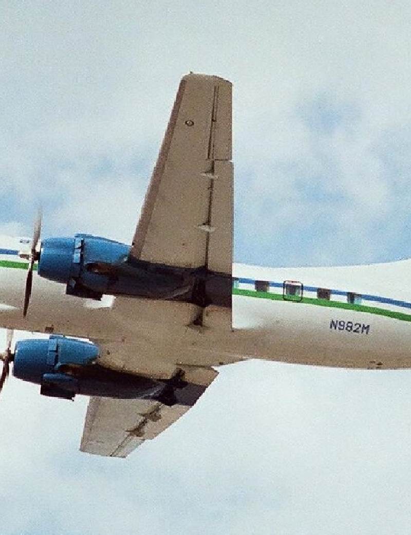 N982M - Aircraft
