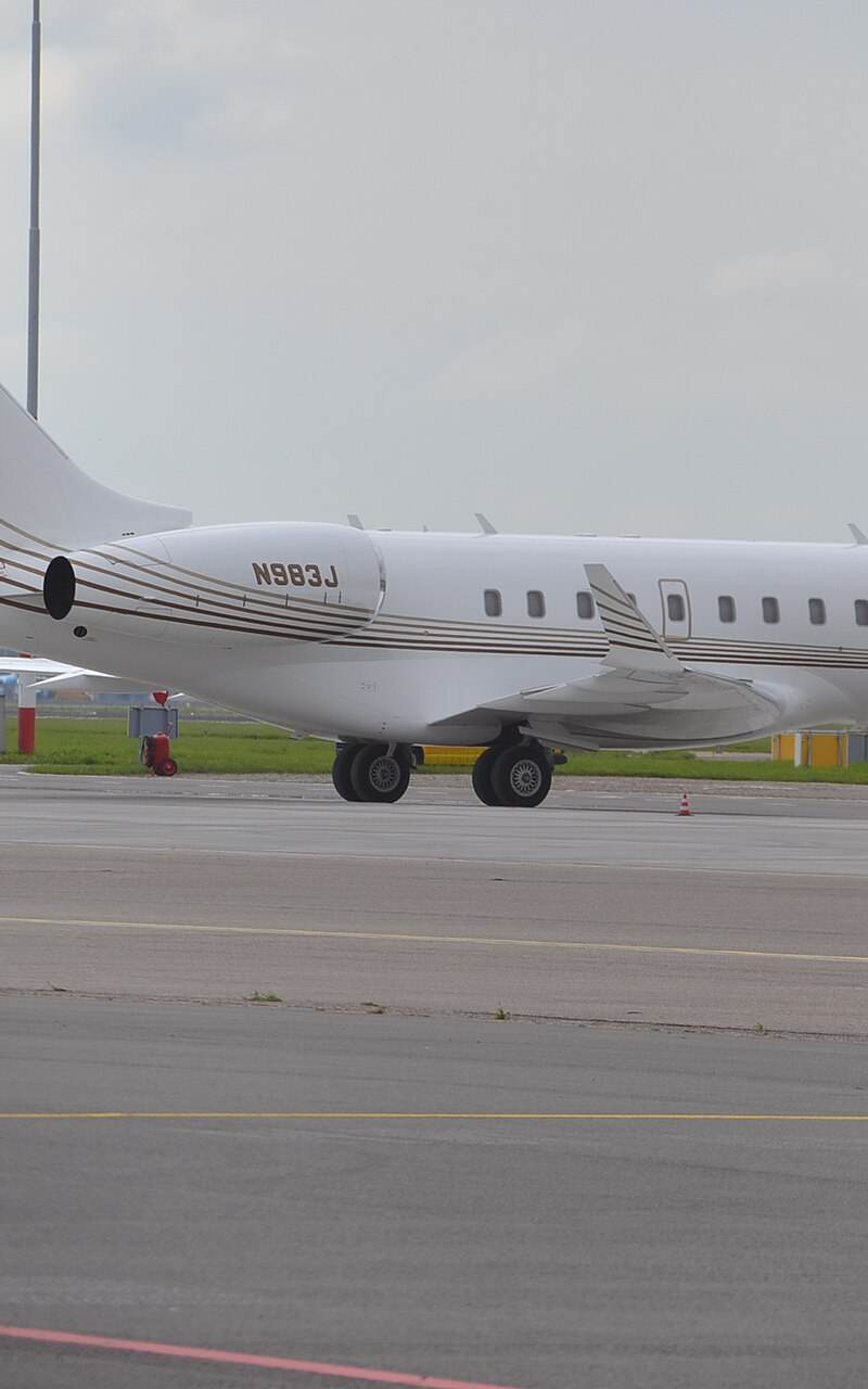 N983J - Business jet