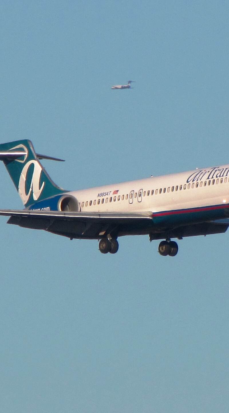 N985AT - Boeing