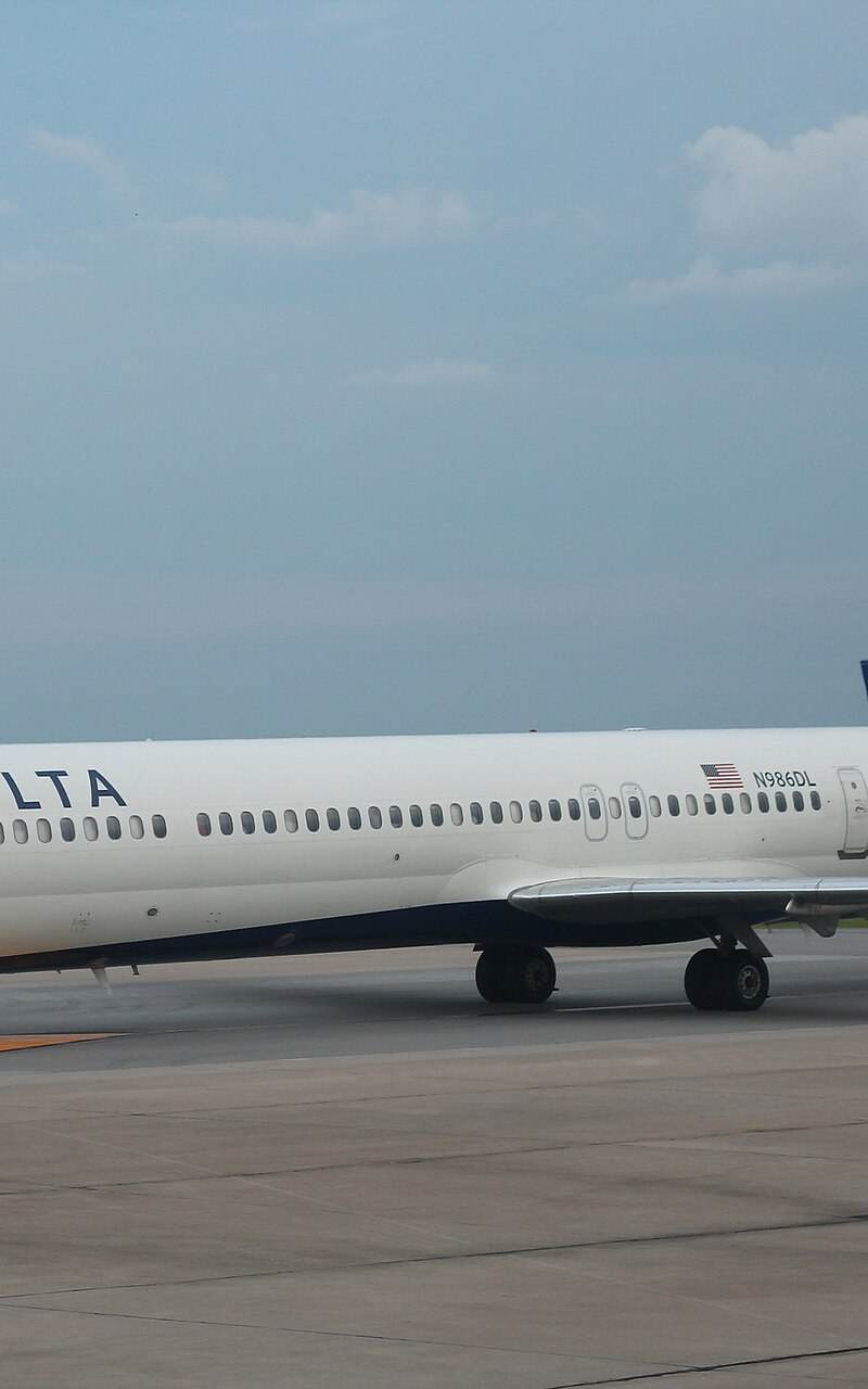 N986DL - Aircraft