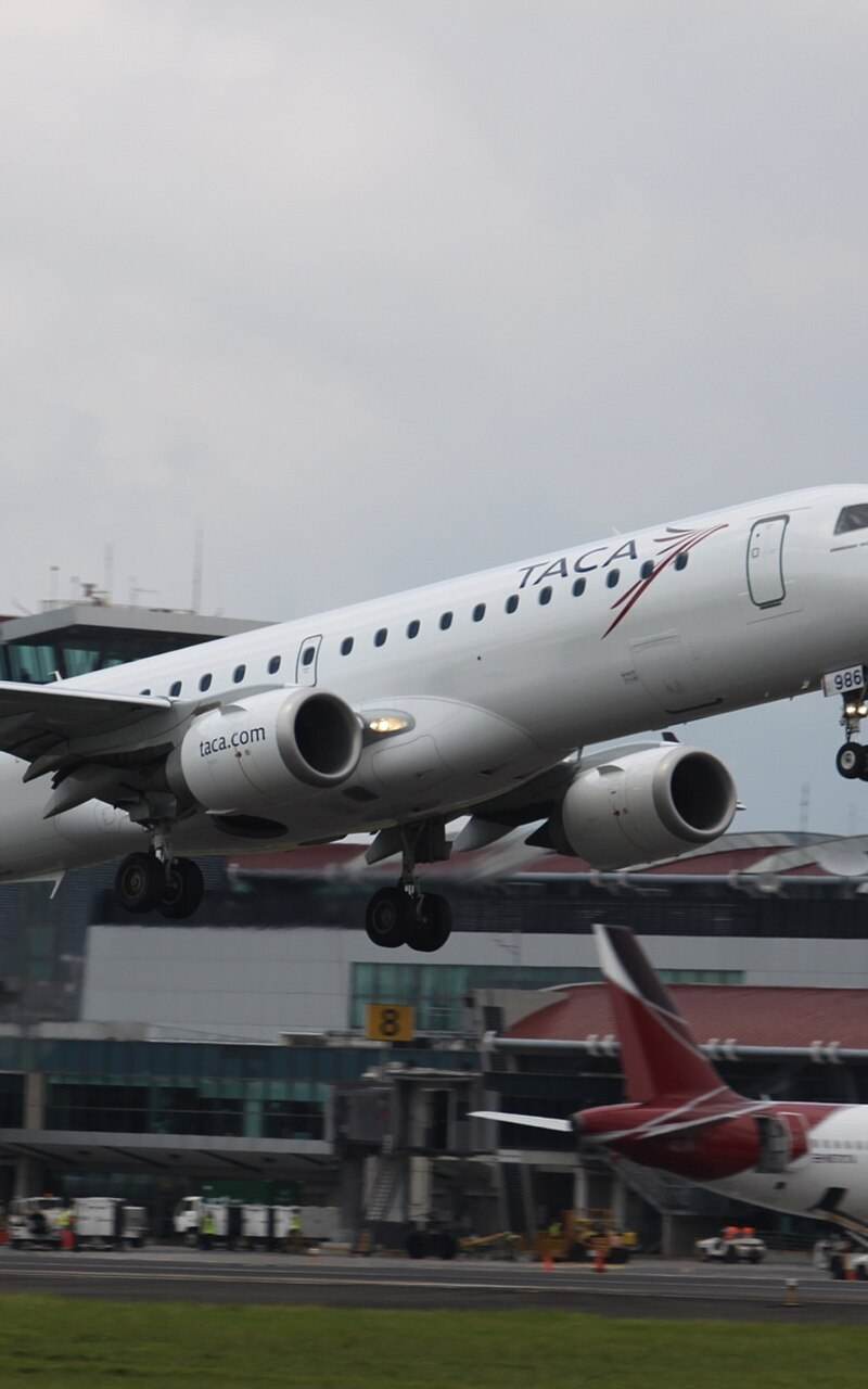 N986TA - Embraer