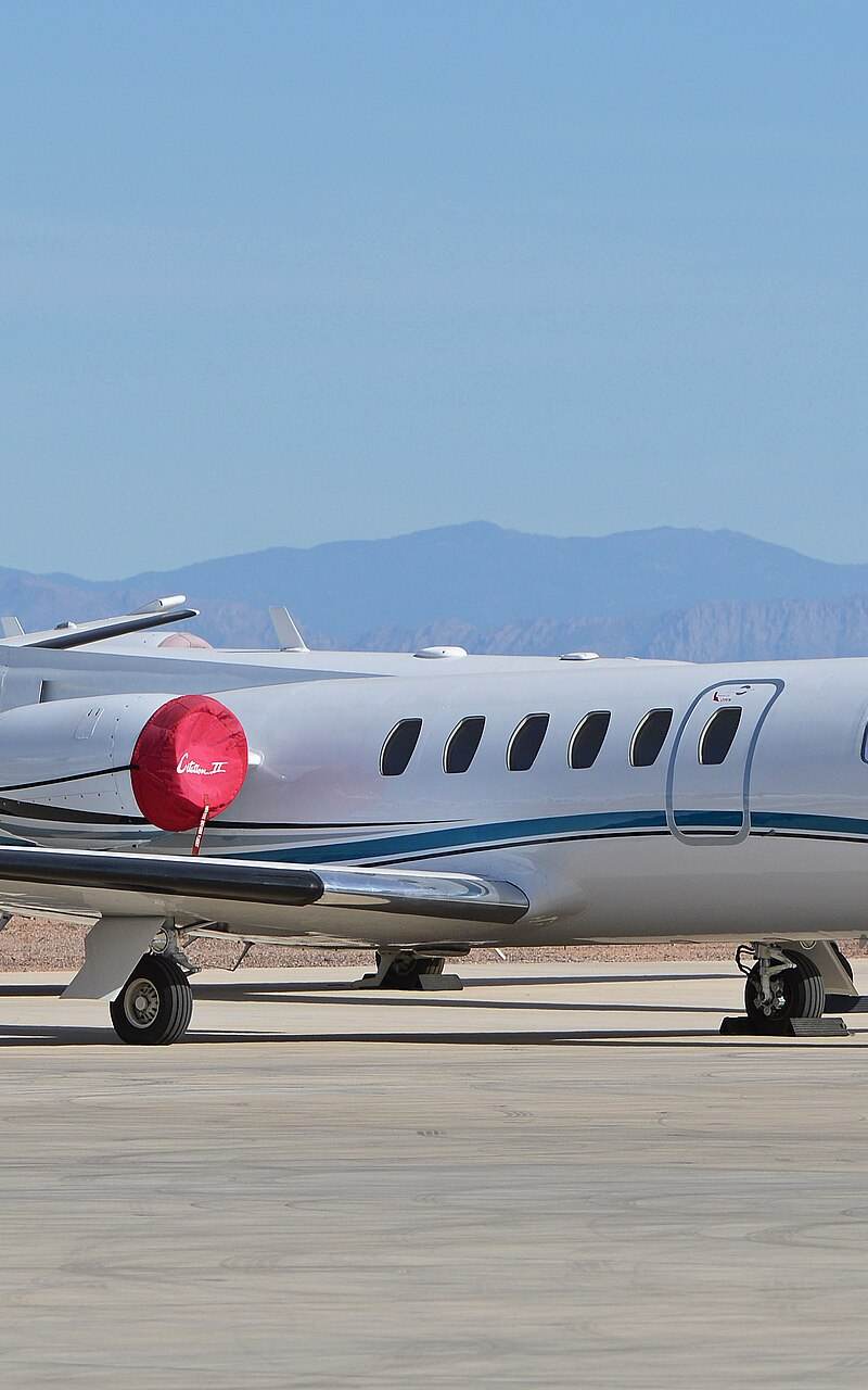 N10LR - Business jet