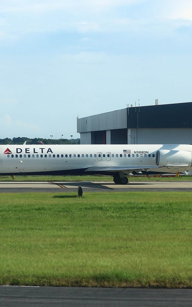 N988DN - Aircraft