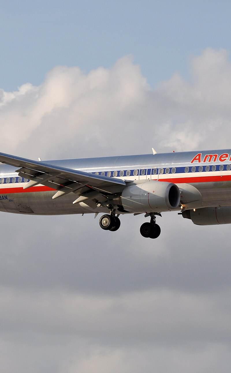 N989AN - Twin-engine aircraft
