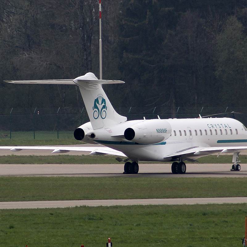 N989SF - Business jet