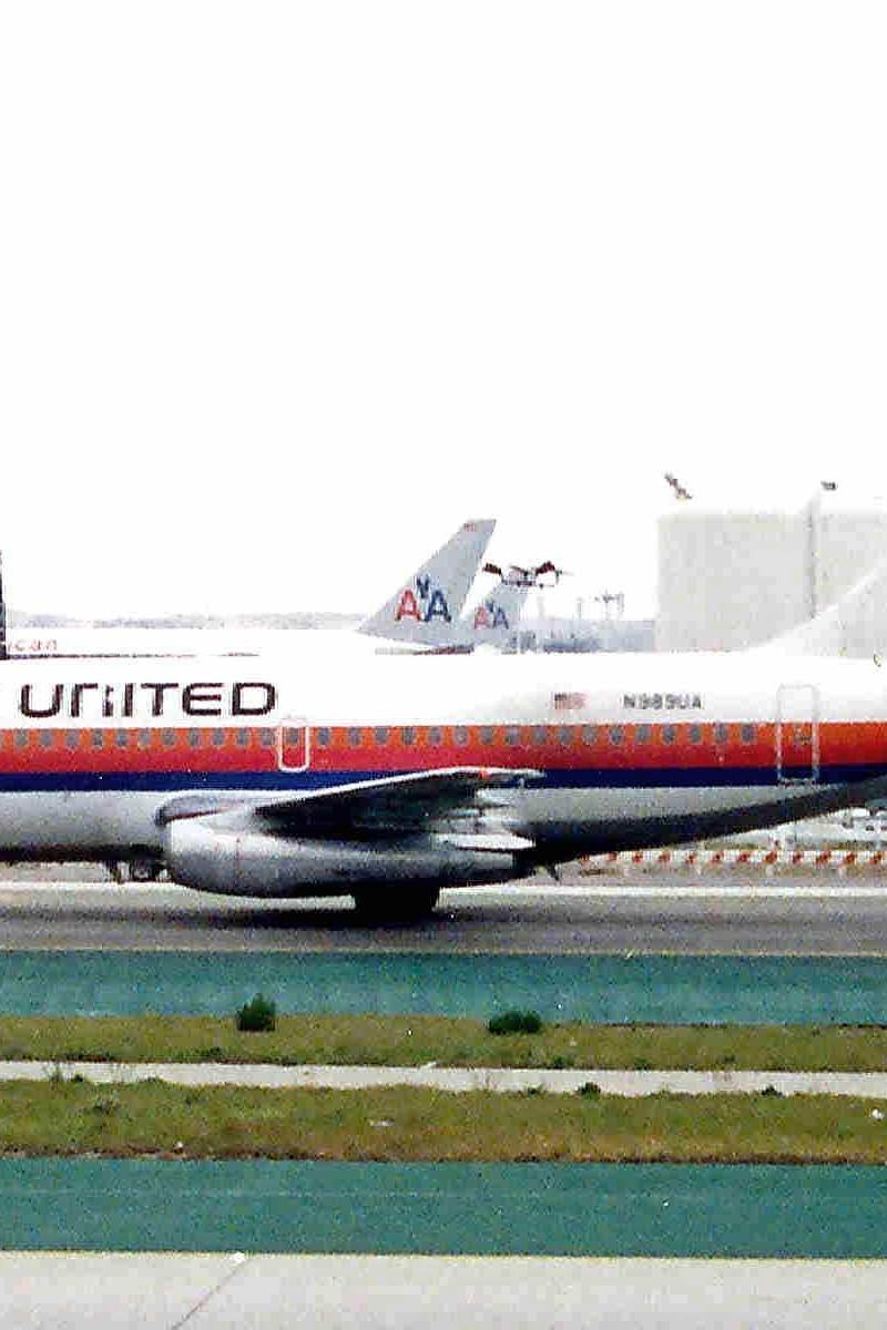 N989UA - Boeing