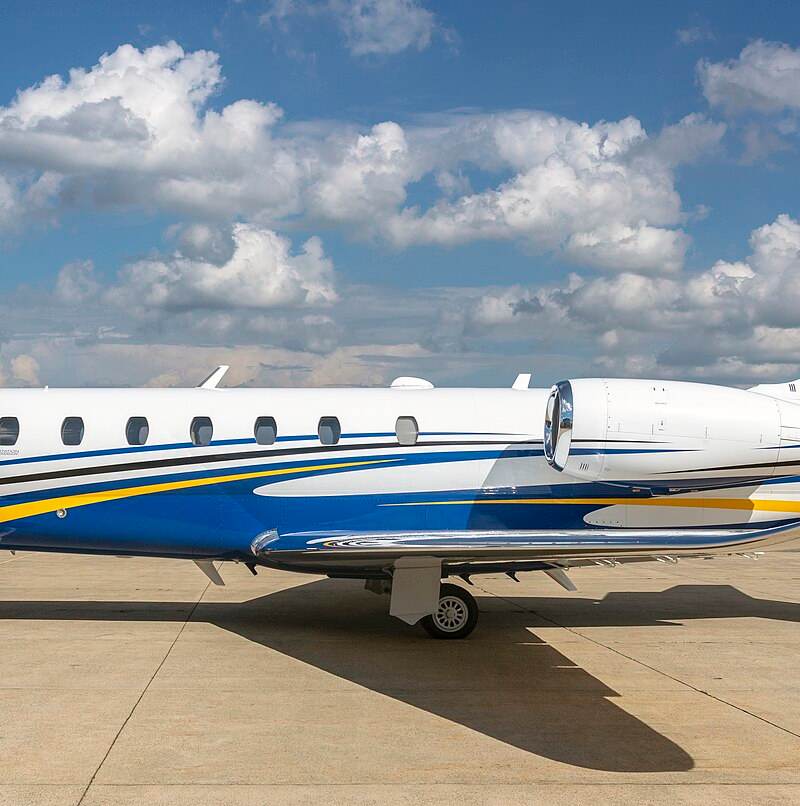 N990H - Business jet