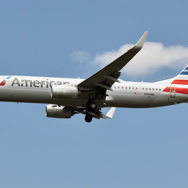 N990NN - Twin-engine aircraft