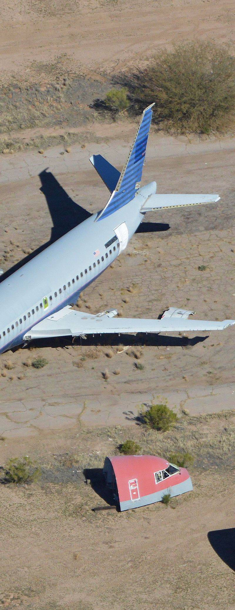 N990UA - Boeing