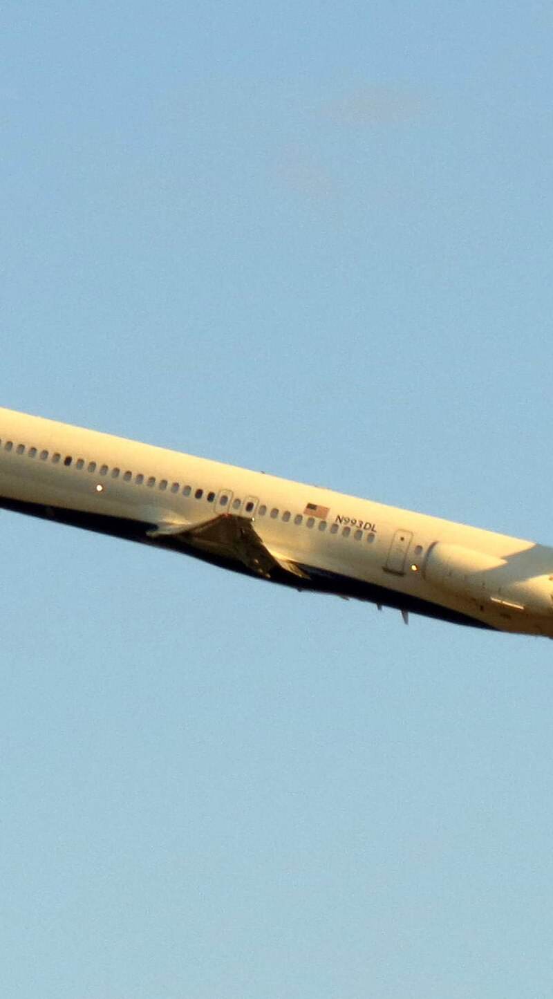 N993DL - Douglas
