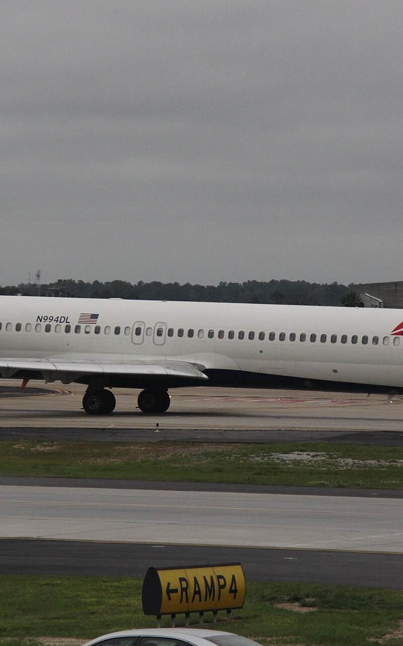 N994DL - Aircraft