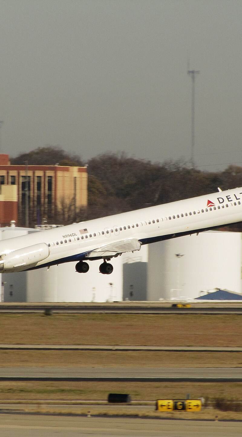 N996DL - Aircraft
