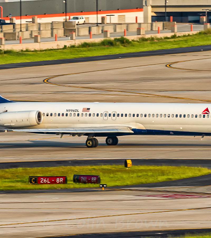 N996DL - Aircraft