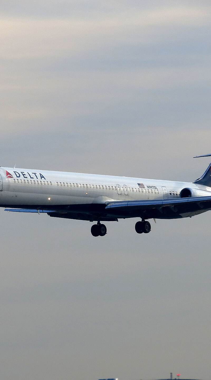 N997DL - Aircraft