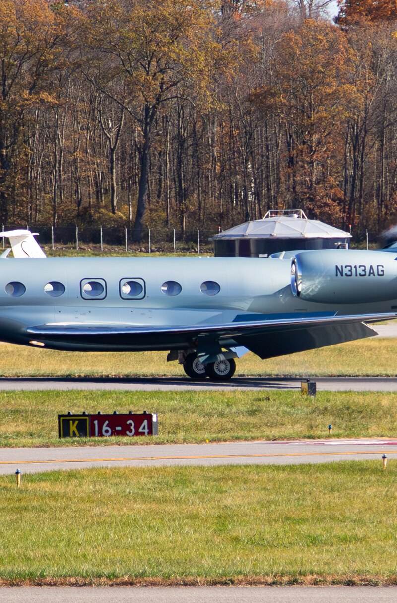 N313AG - Business jet