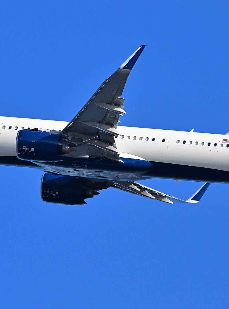 N531DA - Twin-engine aircraft