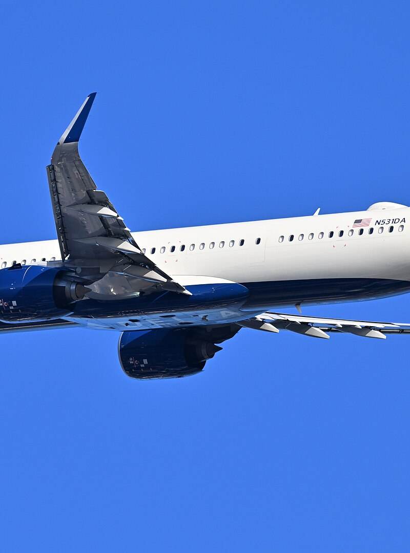 N531DA - Twin-engine aircraft