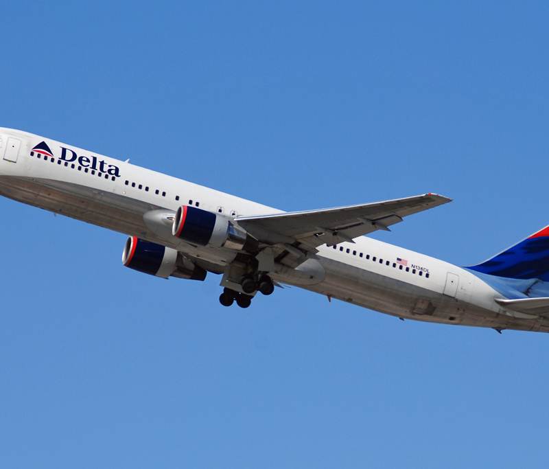 N136DL - Boeing