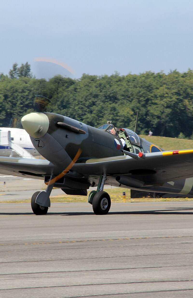  - Aircraft
