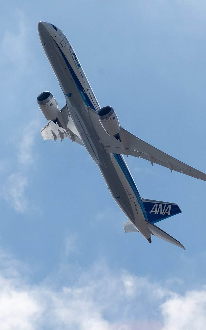 N1015B - Twin-engine aircraft