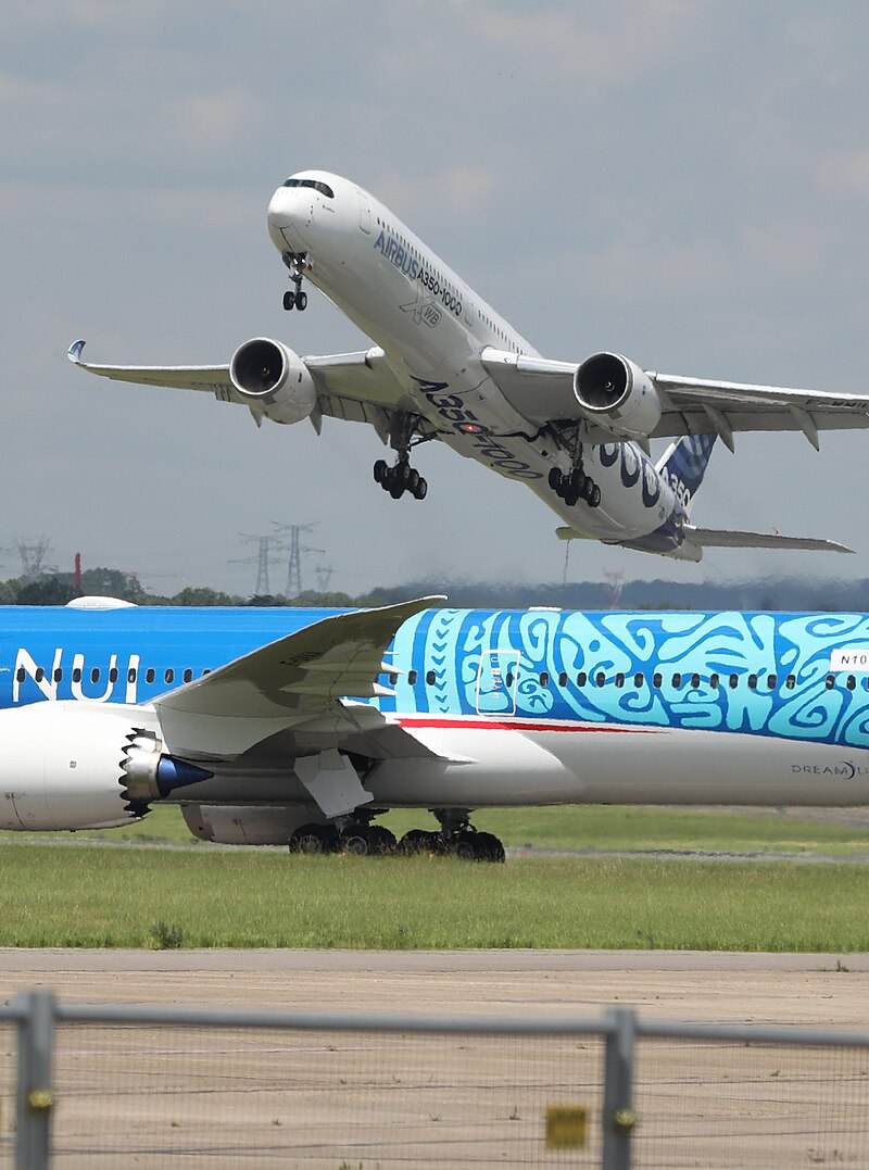 N1015X - Twin-engine aircraft