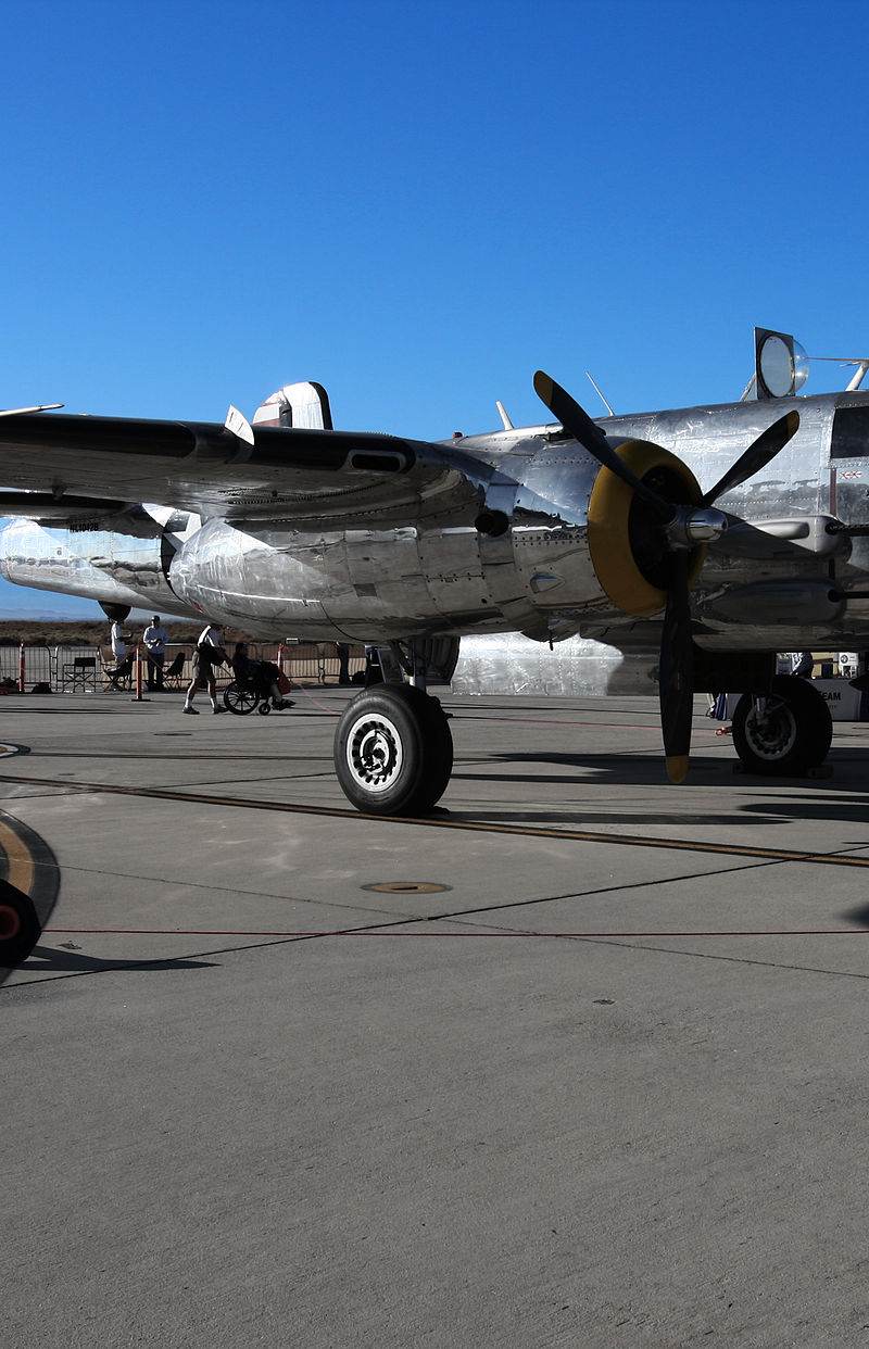  - Twin-engine aircraft