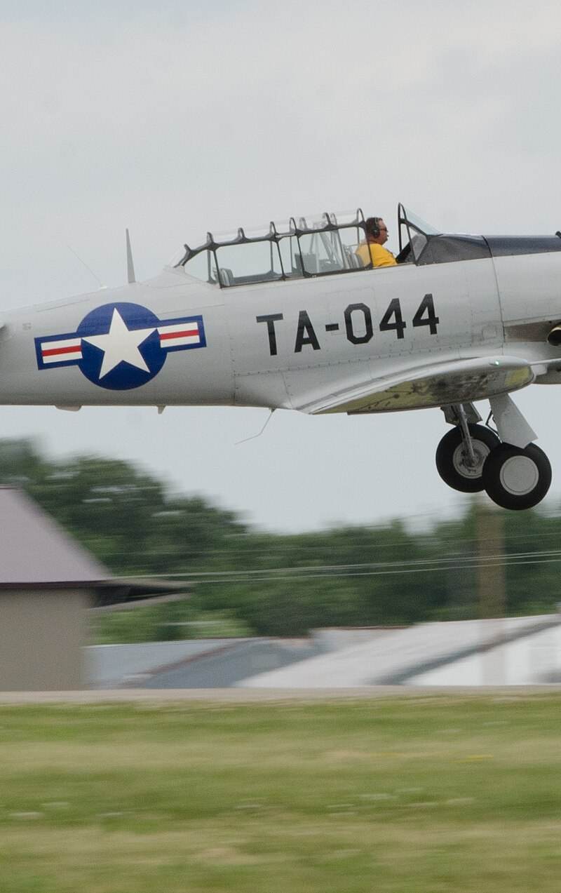 N1054M - Aircraft