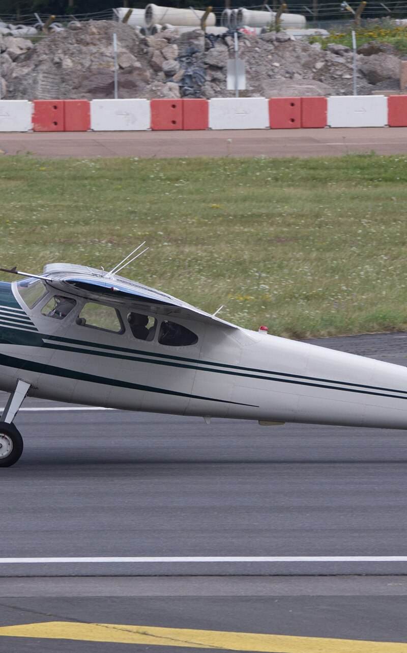N1064D - Cessna