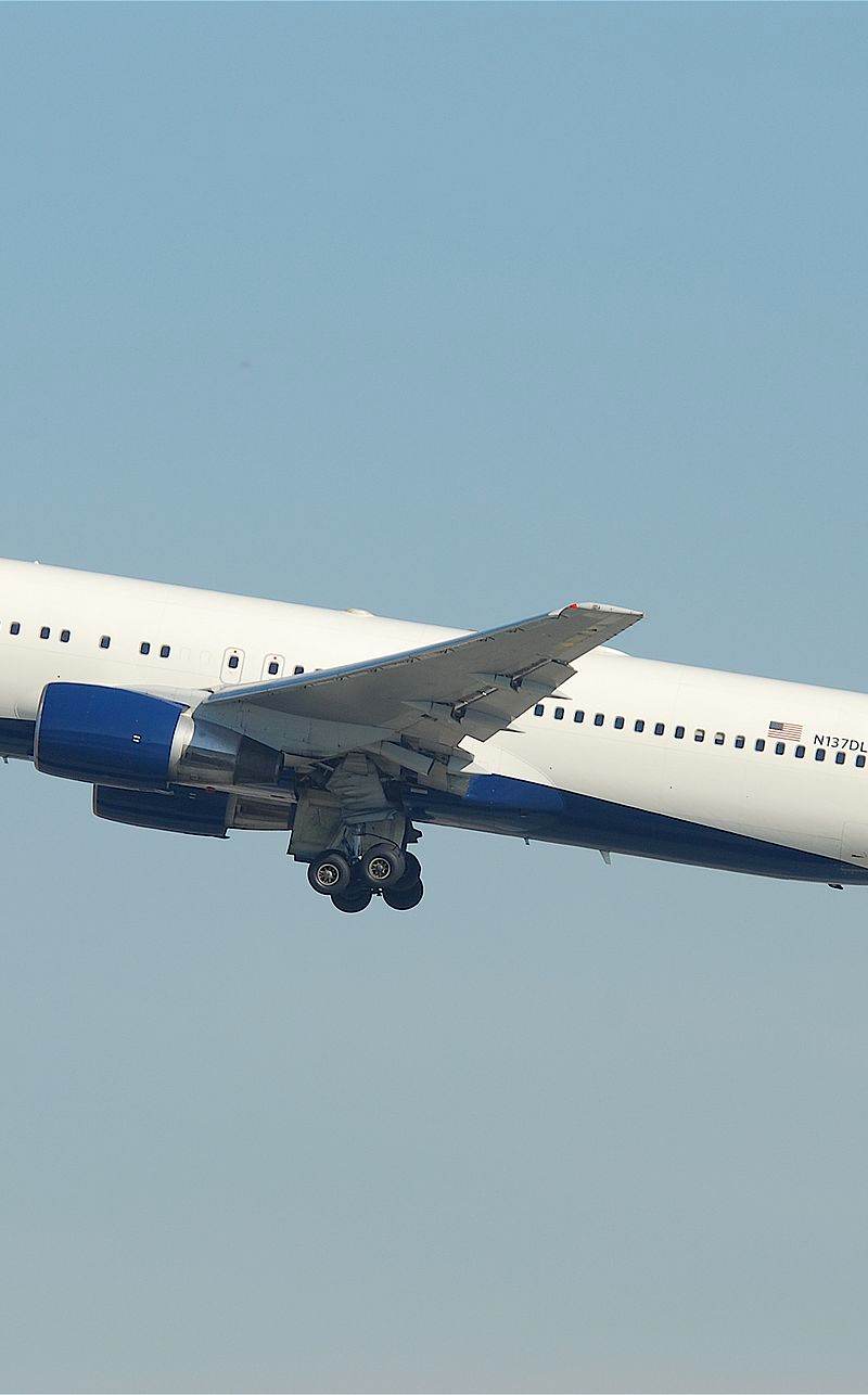 N137DL - Boeing