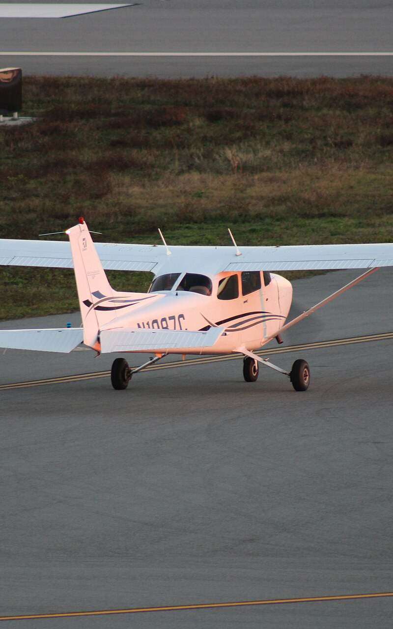 N1087C - Cessna