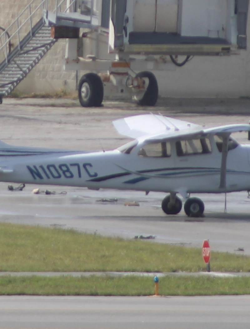 N1087C - Cessna