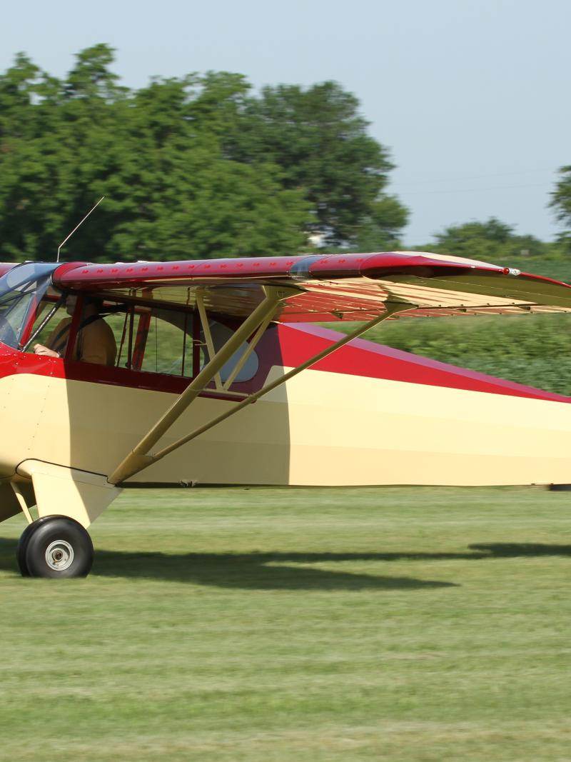 N1121W - Piper