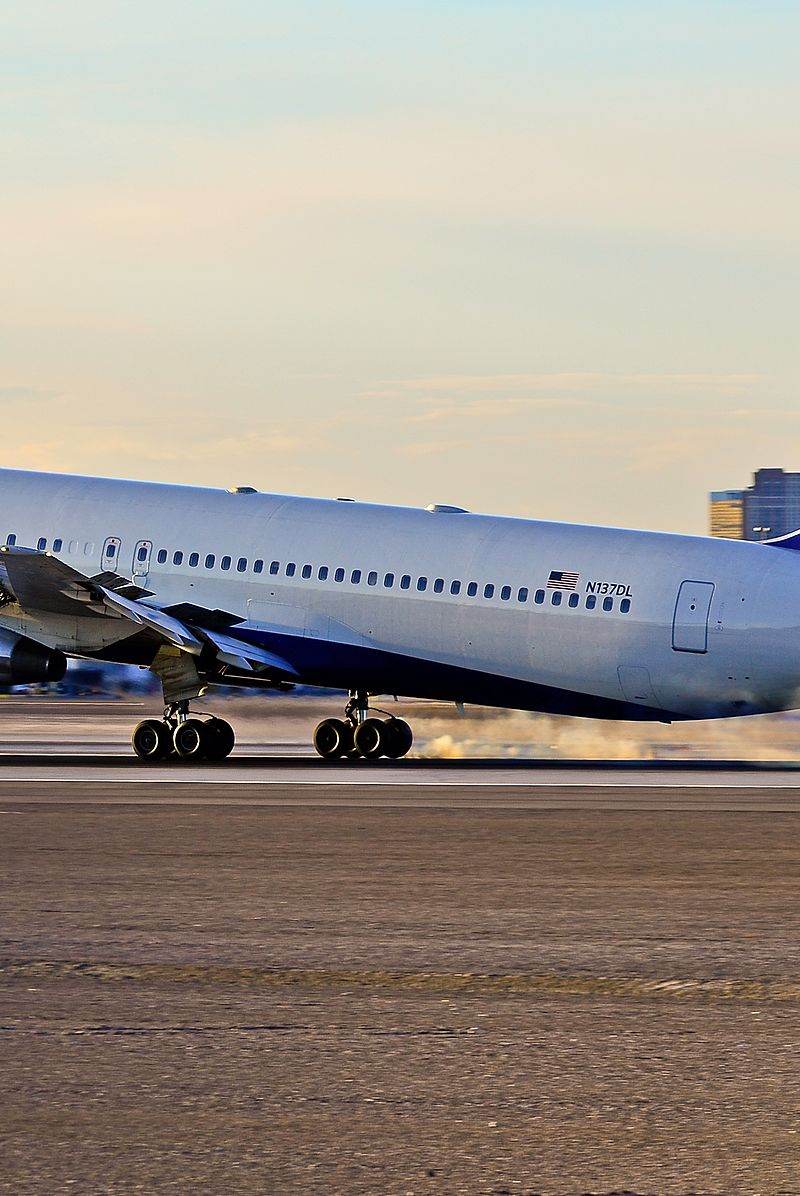 N137DL - Boeing