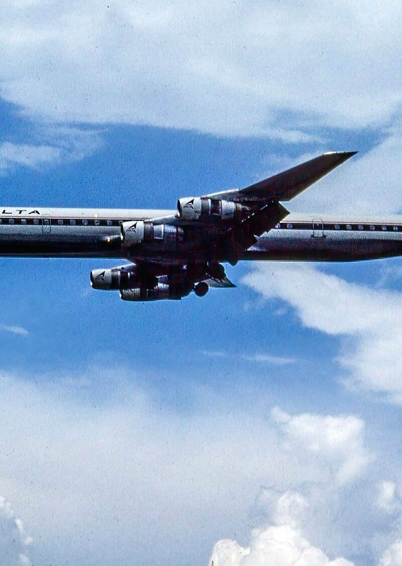 N136DL - Aircraft